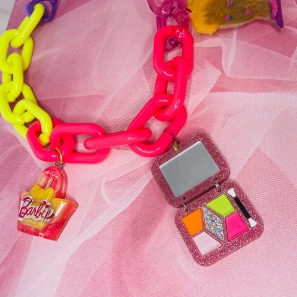 COPY - Barbie necklace - Picture 8 of 8